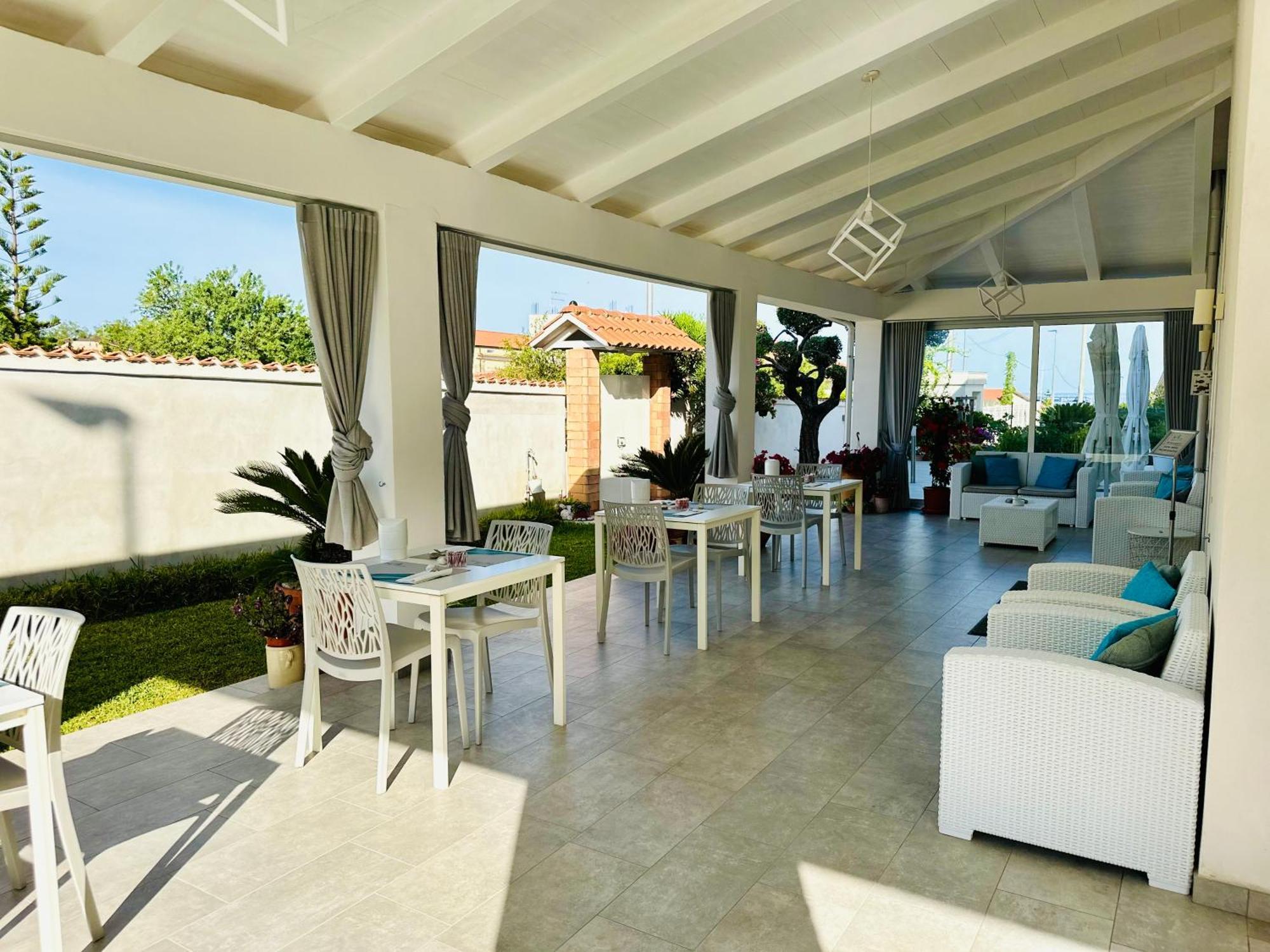 سانتا ماريا دي كاستيلاباتي Invilla Bed&Breakfast - Quality Rooms المظهر الخارجي الصورة
